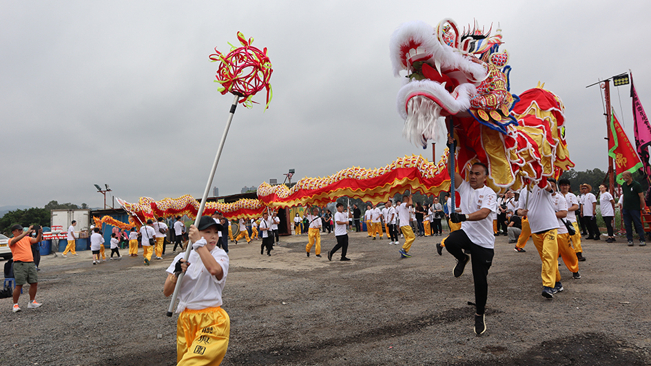 聯(lián)興圍金龍開光迎福