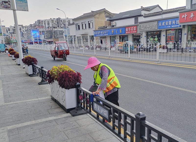 皖黟縣住建局：全力推進(jìn)城鎮(zhèn)容貌秩序向善向好