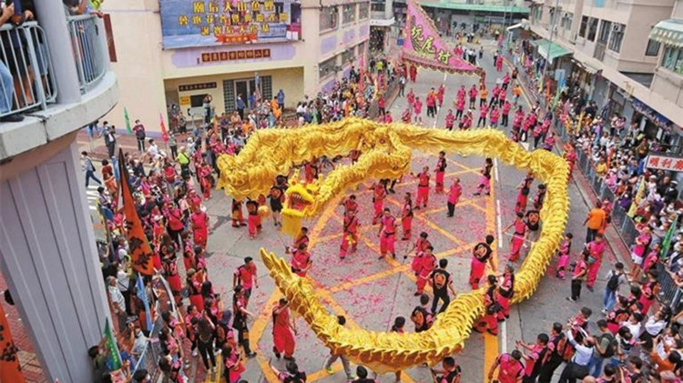 屏山鄉(xiāng)天后誕復辦金龍「噴火」