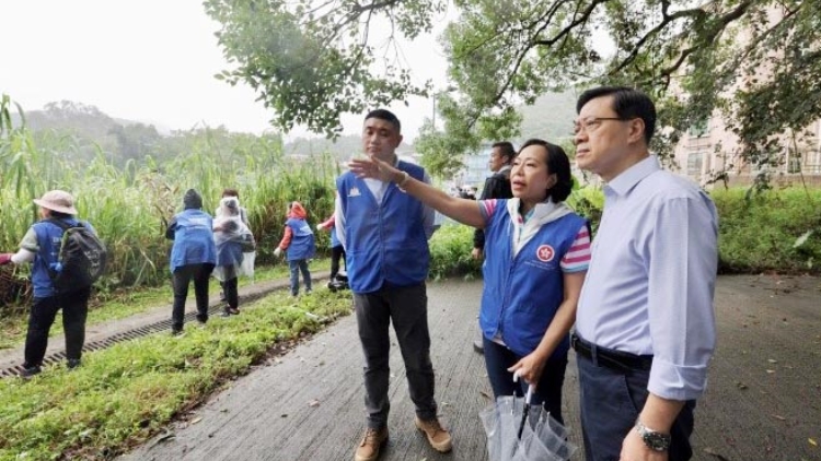 【港事講場】風雨過後見彩虹   社區(qū)支援須到位