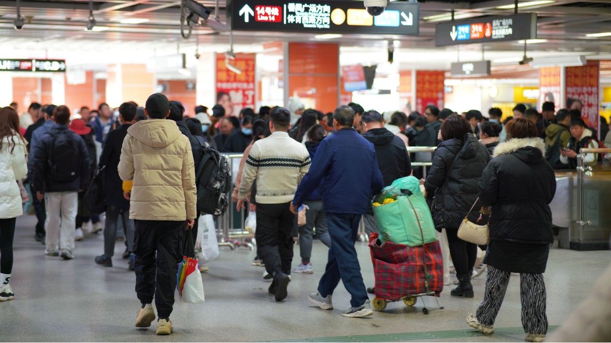 元旦假期 廣州地鐵服務(wù)「加時(shí)」保出行