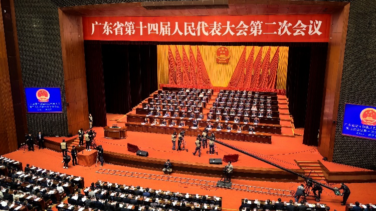 【廣東兩會】港區(qū)廣東省政協(xié)委員建議完善通關(guān)服務(wù)助推大灣區(qū)融合