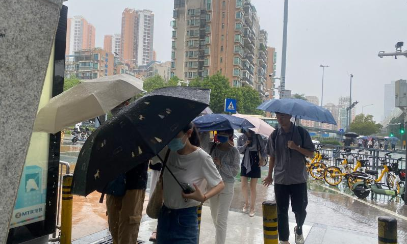 深圳發(fā)布雷暴雨黃色預警信號 全市進入暴雨戒備狀態(tài)