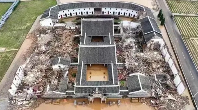 強(qiáng)降雨致福建逾50萬(wàn)人受災(zāi) 「客家第一祠」東西橫屋坍塌