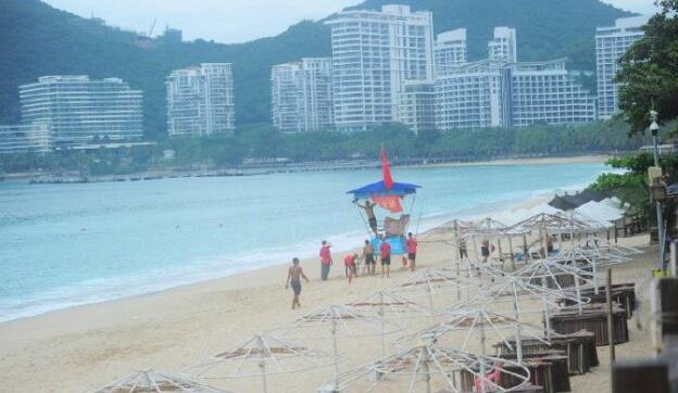 海南三亞多家景區(qū)暫停營業(yè) 部分航班取消！