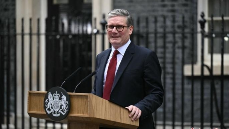 英國首相召開緊急會(huì)議 擬設(shè)「常備軍」應(yīng)對(duì)騷亂