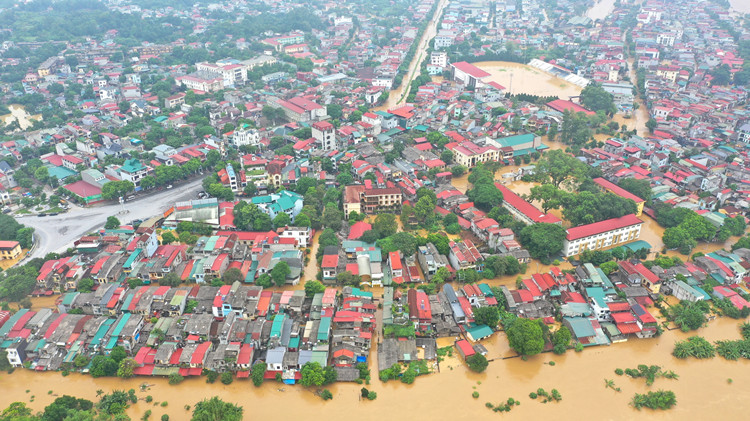 颱風(fēng)「摩羯」在越南造成65人死亡、39人失蹤